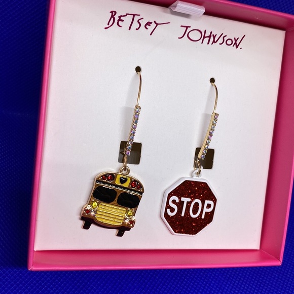 Betsey Johnson School Bus Mismatch Dangle Earrings - Picture 4 of 4